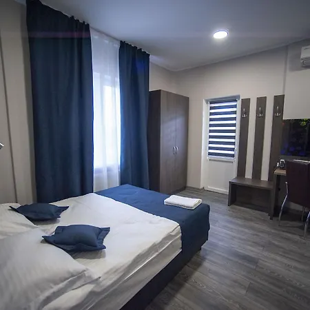 Hotel Iris 3*