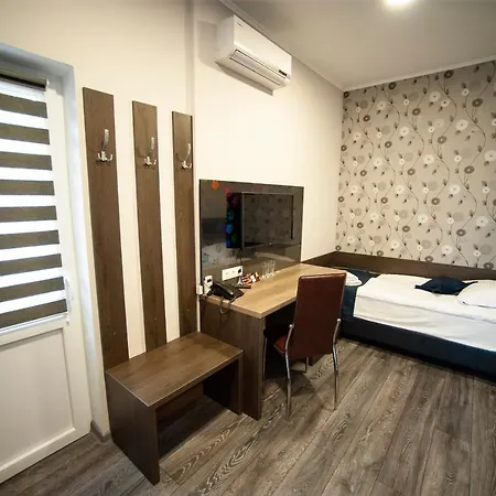Hotel Iris
